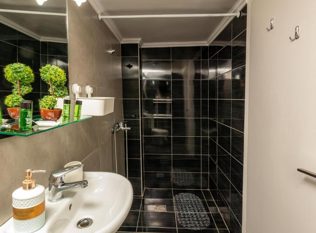 Del Mar Apartments I Αγία Τριάδα Εξωτερικό φωτογραφία
