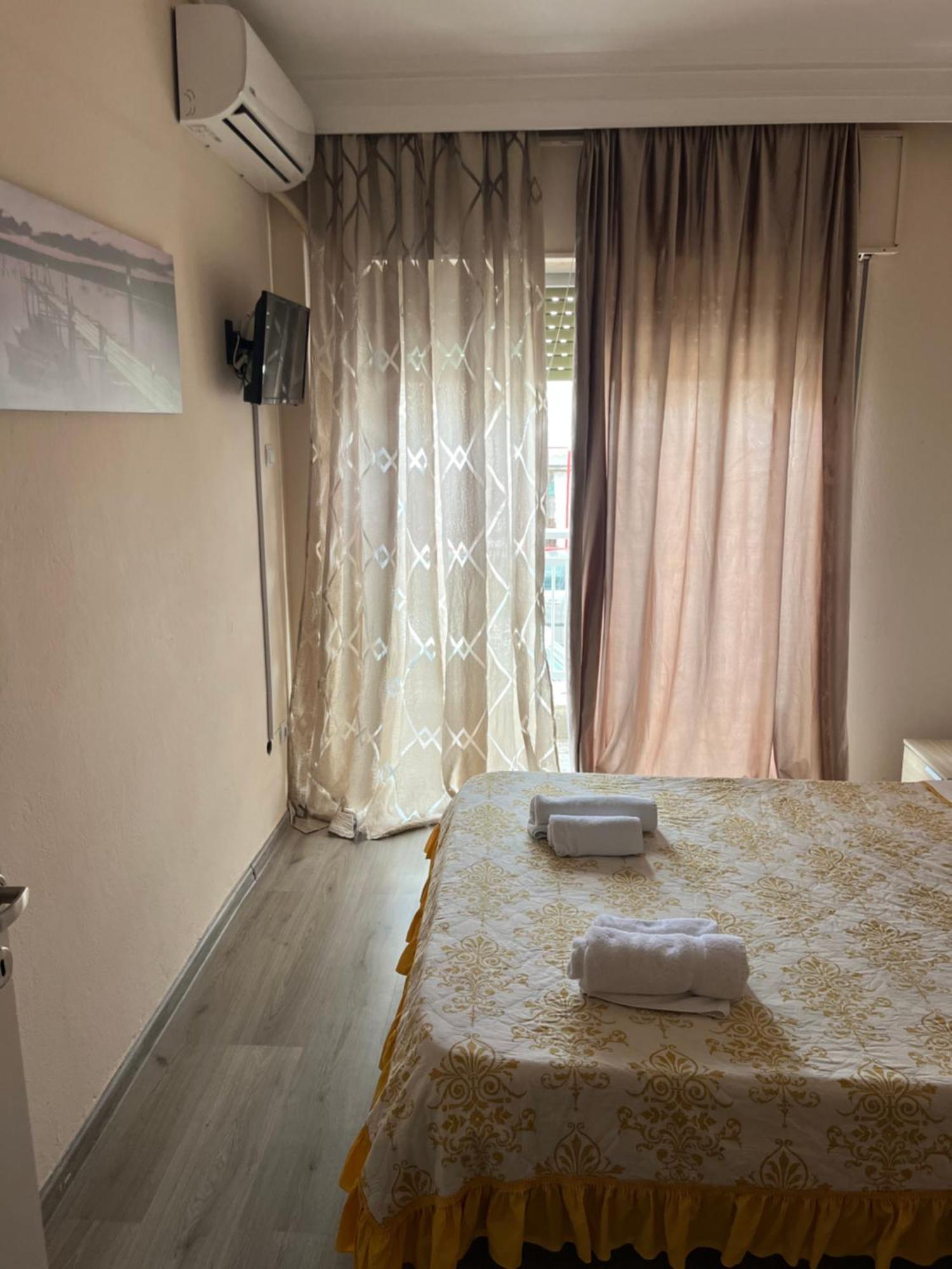 Del Mar Apartments I Αγία Τριάδα Εξωτερικό φωτογραφία
