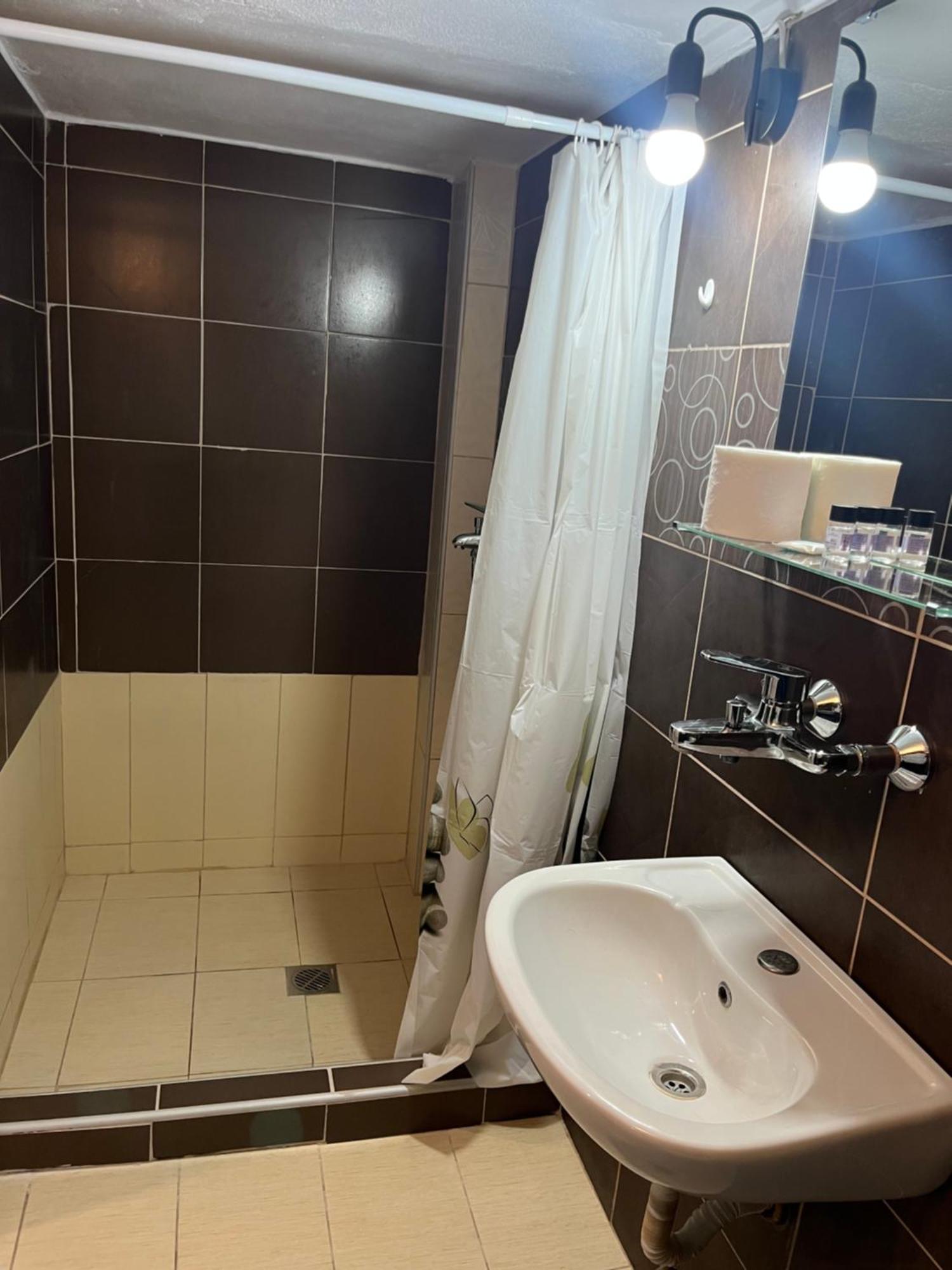 Del Mar Apartments I Αγία Τριάδα Εξωτερικό φωτογραφία